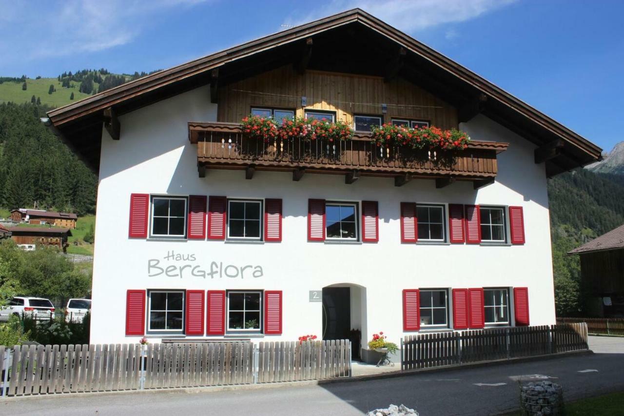 Ferienwohnungen Haus Bergflora Бах Экстерьер фото